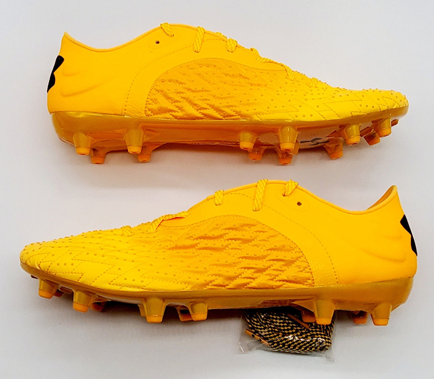 Under Armour Clone Magnetico Pro 2.0 FG