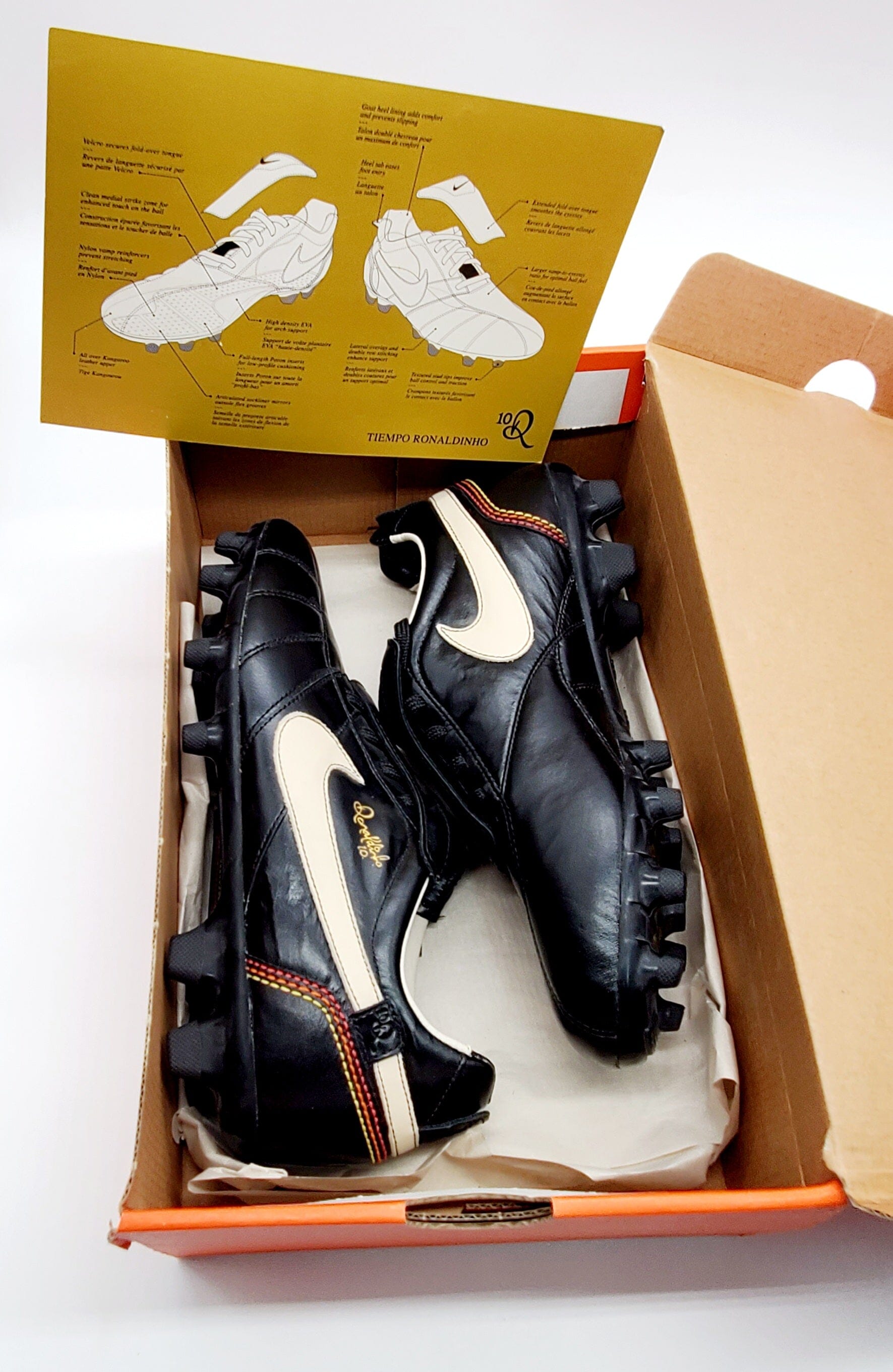 Nike Tiempo Ronaldinho R10 FG