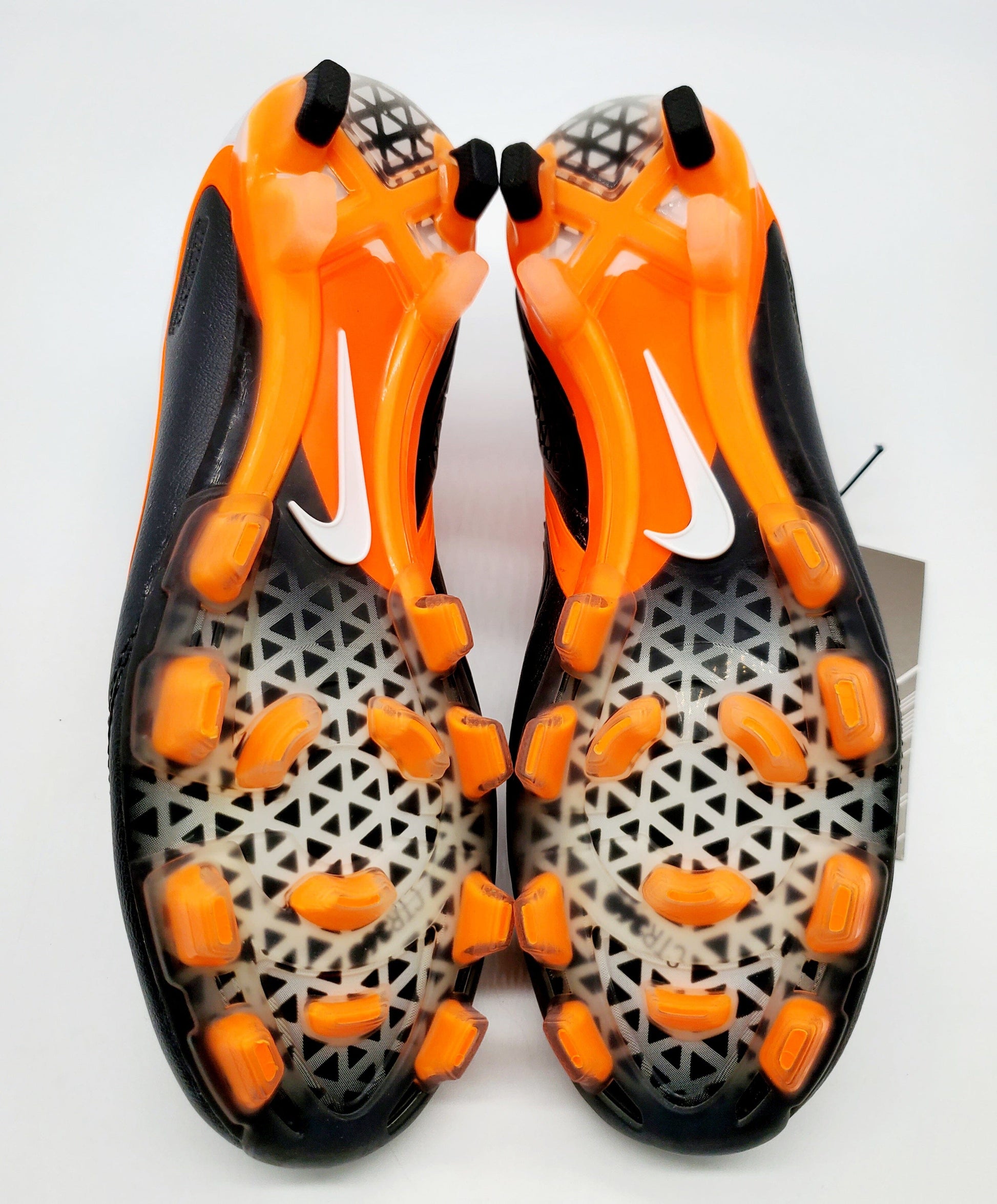 Buy Nike Ctr360 Maestri II FG online - Main Image