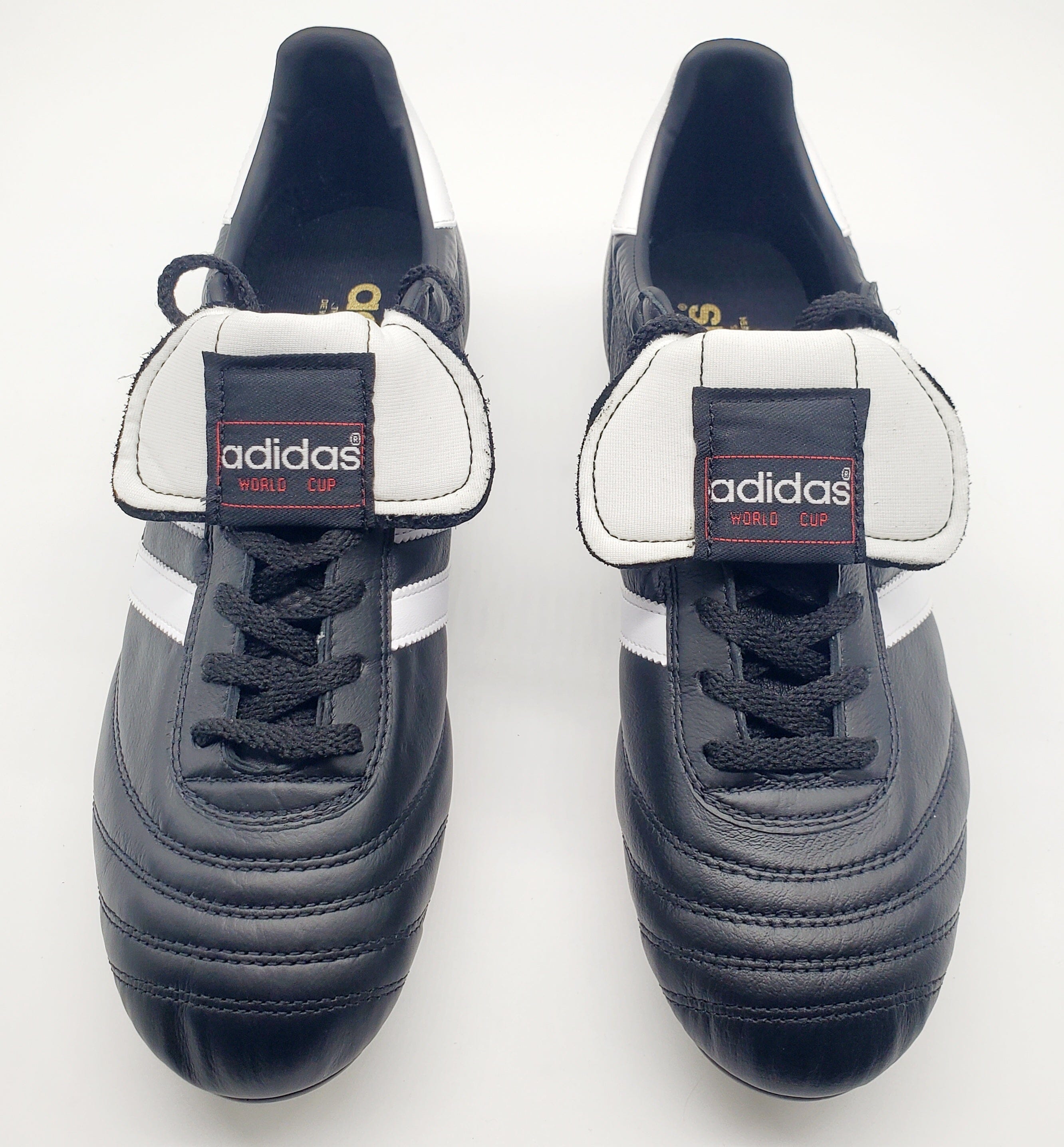 Adidas copa mundial outlet vs world cup