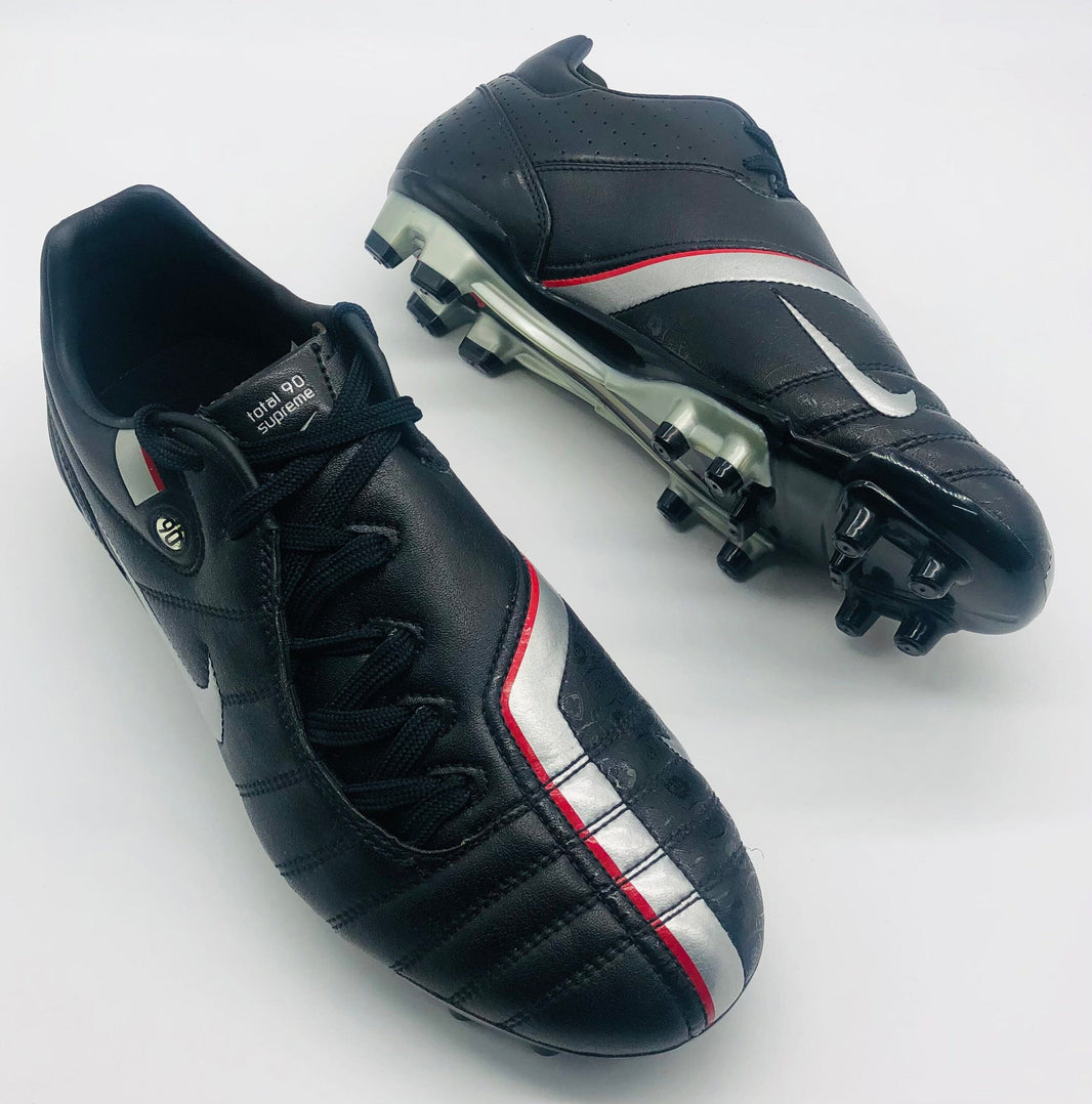 Buy rare & retro Nike T90 football boots online